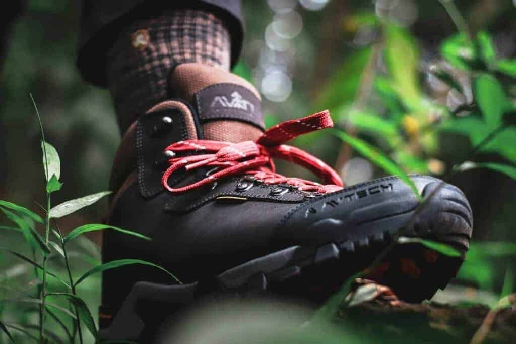 hiking boots toe room