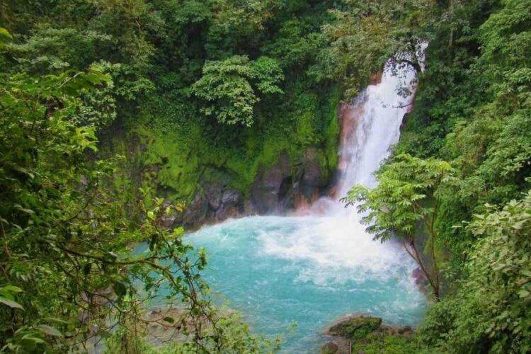 The 8 Best Day Trips Places In Costa Rica 3 Rio Celeste waterfall